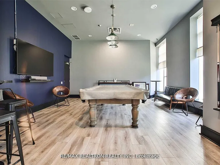 21 Overlea Blvd #1608 — Photo 17