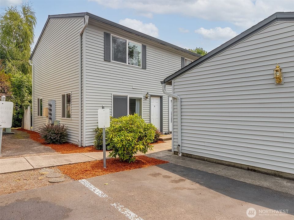 1st image of 4000 NE 109th Avenue #167