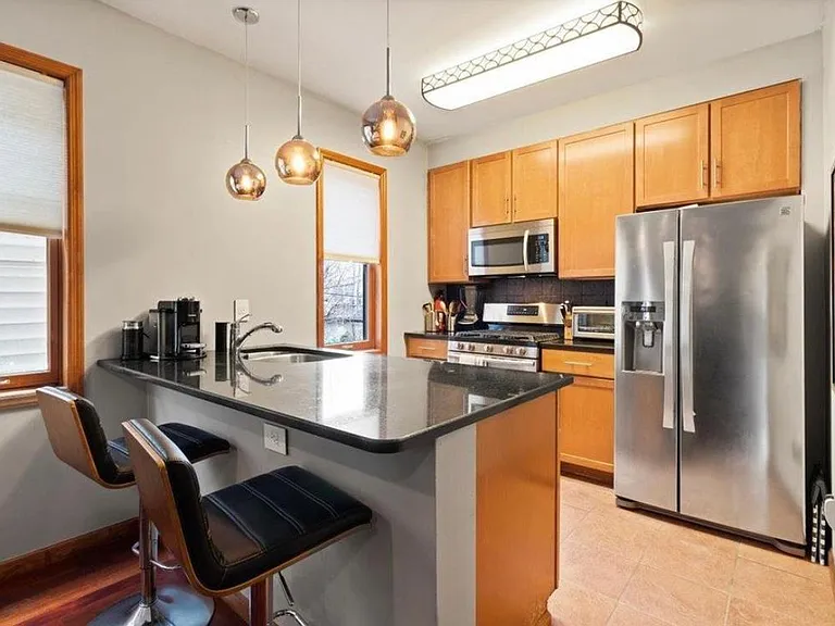 515 30th St #1B — Photo 7