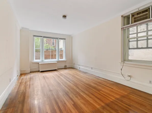 40 East 83rd Street image 9 of 13