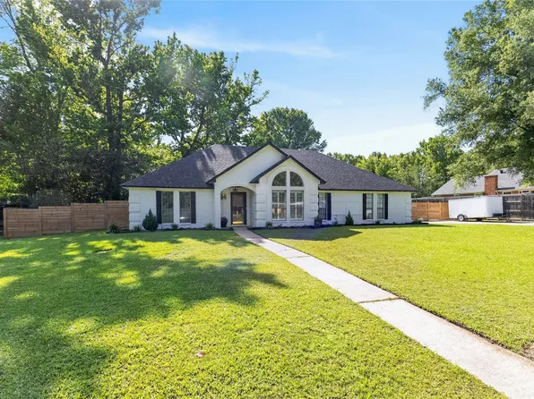 111 Honeysuckle St, New Boston, TX 75570