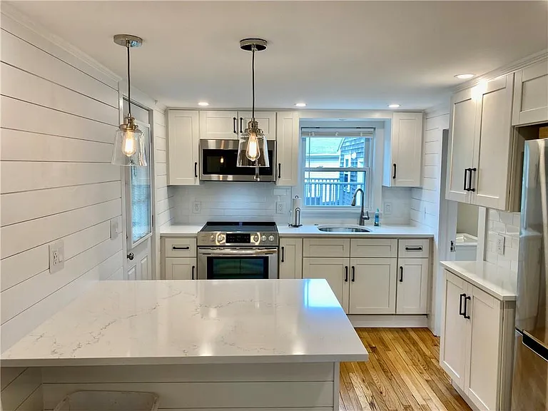 5 Simmons St #2 — Photo 2