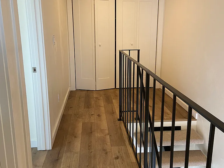 366 Van Buren St #10 — Photo 5