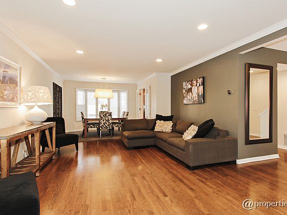 Living Room/Dining Room
