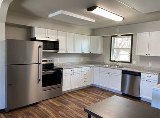 1005 4th Ave SW #2, Jamestown, ND 58401