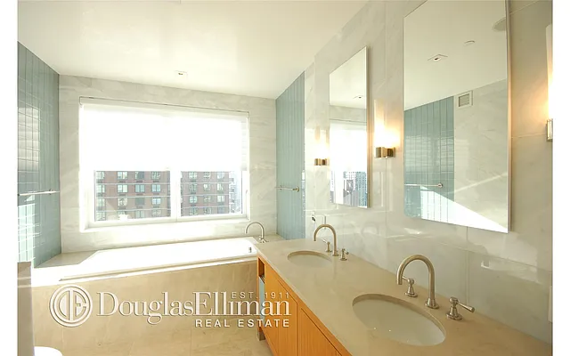 Rented by Douglas Elliman | media 22