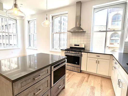 Rented by True Lofts New York LLC | media 14