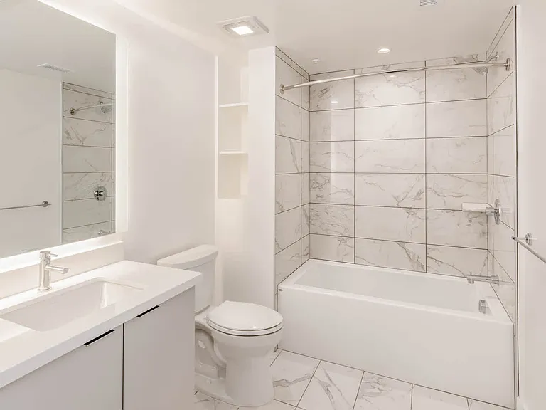 Bathroom with Porcelain Tile