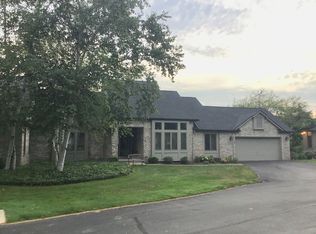 2 Princeton Pl, Pittsford, NY 14534