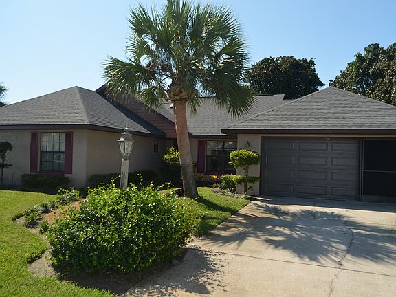 2nd image of 138 Pierside Dr