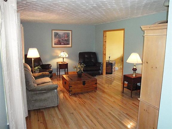 2nd image of 4519 Sandra Lee Ln