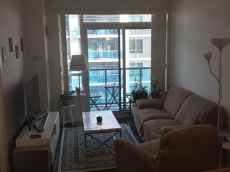 7165 Yonge St #1703 — Photo 4