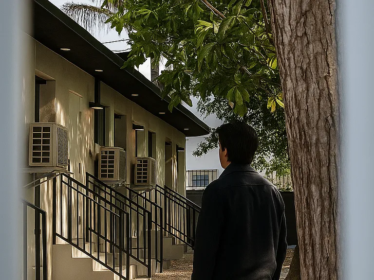 Riverside — Photo 8