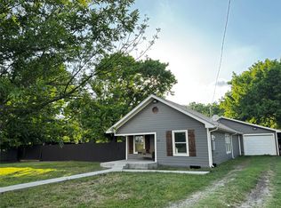 385 Main St, Dorchester, TX 75459