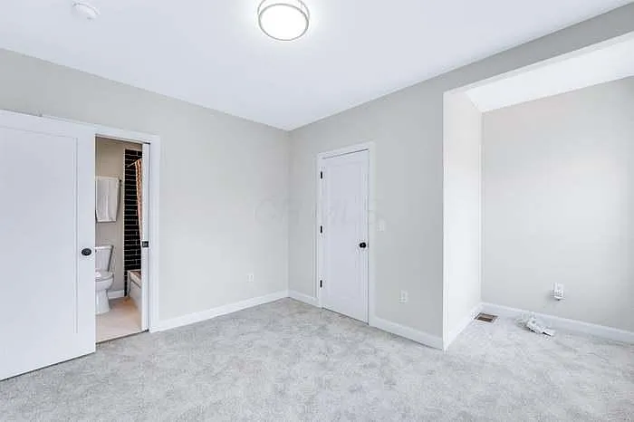 879 Bellows Ave — Photo 17