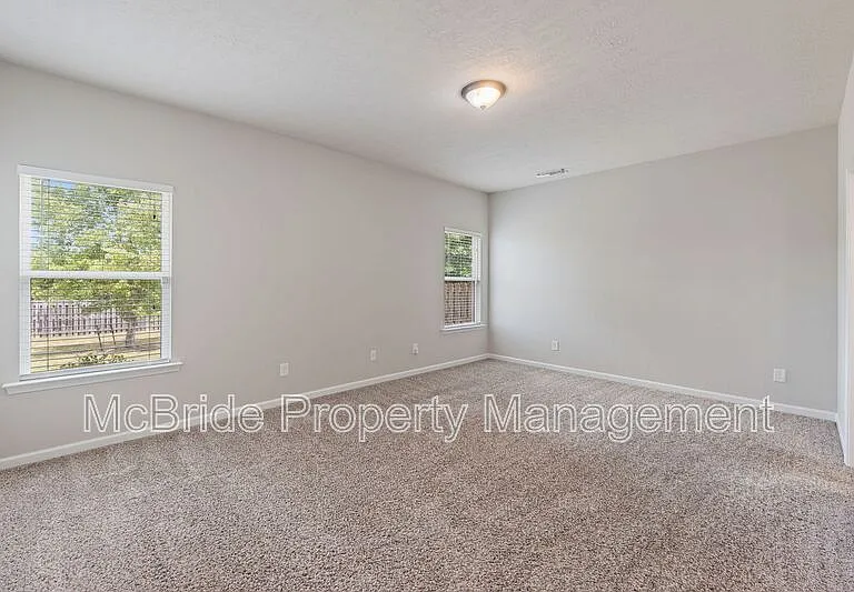 857 Westlawn Dr — Photo 11