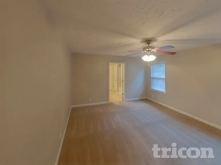 1842 Warmingfield Dr — Photo 5