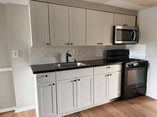 168A Macarthur Ave #168A Photo 1