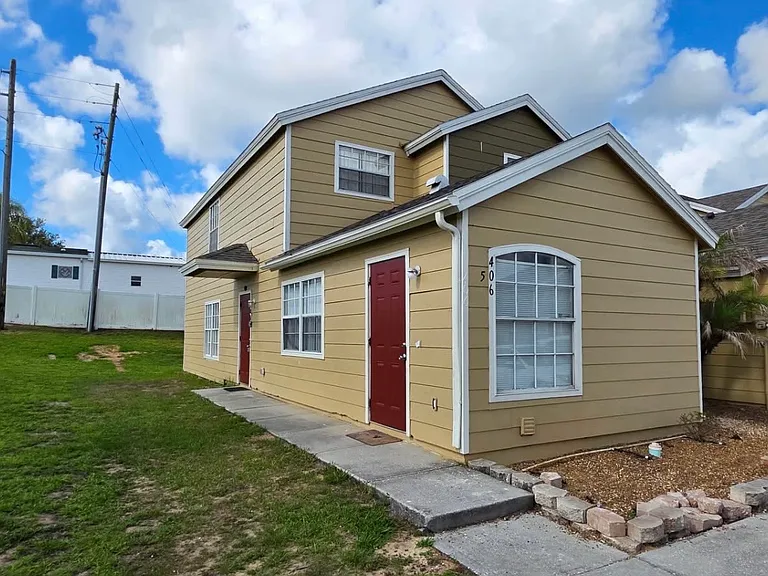 406 Washington Palm Loop #1 — Photo 5