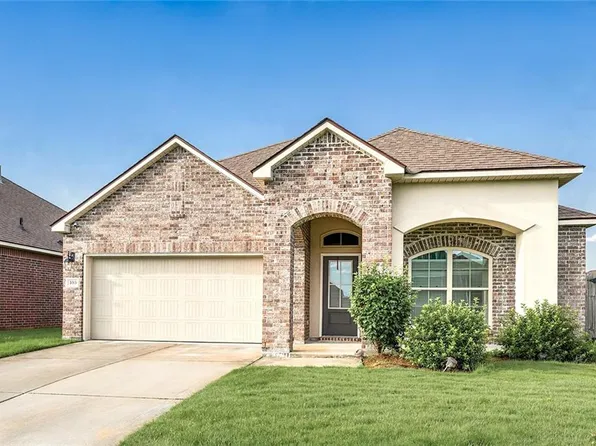 100 E Lake Ct, Slidell, LA 70461