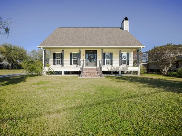 2843 Lee Dr, Pierre Part, LA 70339