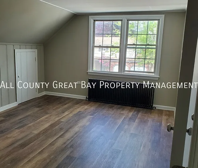 37 Maplewood Rd #4 — Photo 4