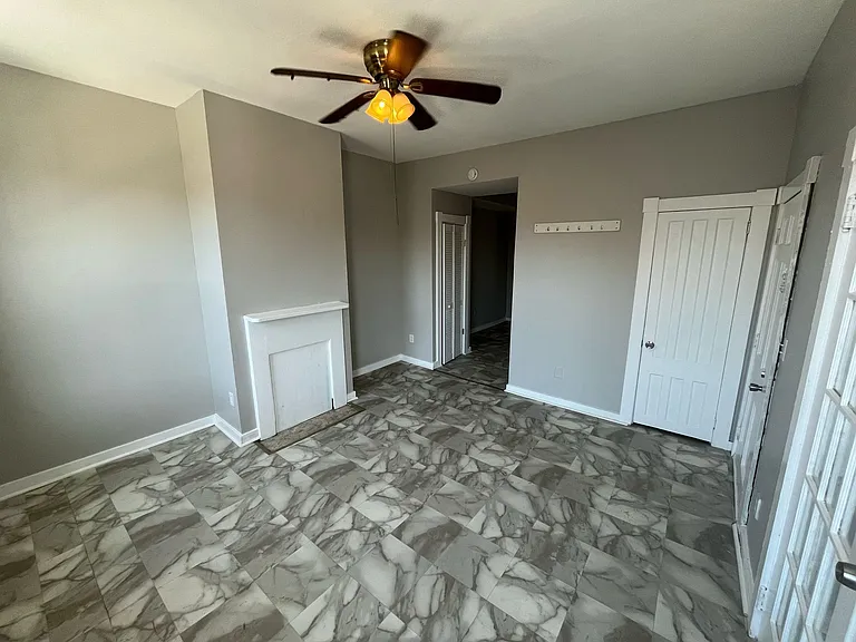 170 3rd St #3 — Photo 4