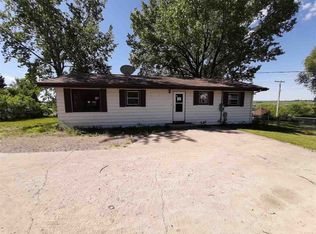 319 2nd St NE, Kenmare, ND 58746
