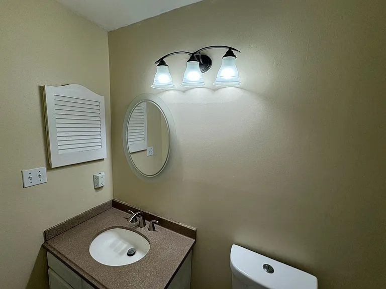 1508 April Ct — Photo 10