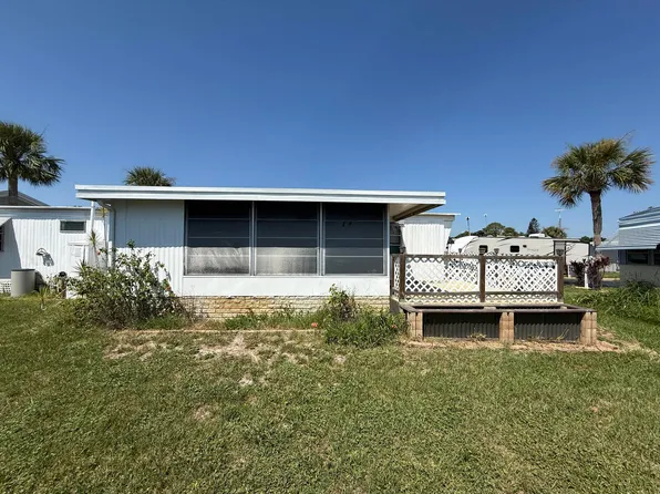 3B Holiday Pl, Tavares, FL 32778