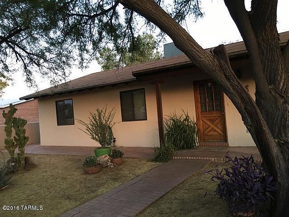 2nd image of 2506 E Blacklidge Dr