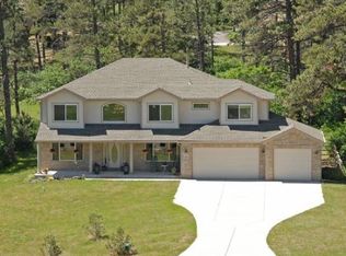 4200 Mohawk Dr, Larkspur, CO 80118