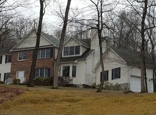 5 Highland Ct, Newton, NJ 07860