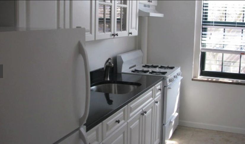 2nd image of 5101 39th Ave APT R31