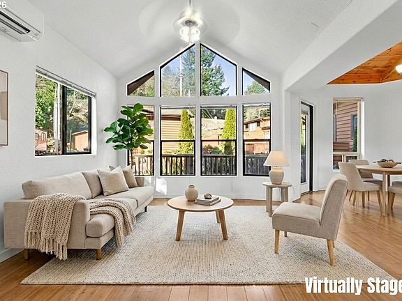 5th image of 97748 N Bank Chetco River Rd #10