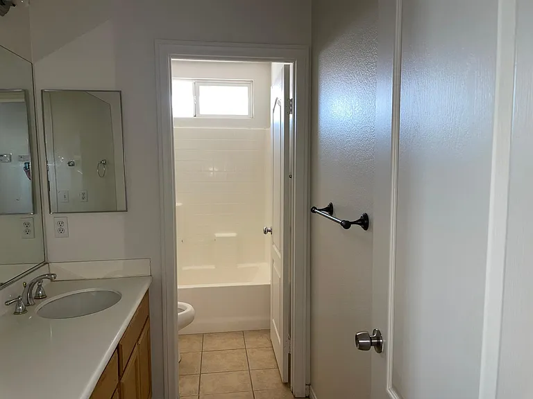 12661 Luna Rd — Photo 18