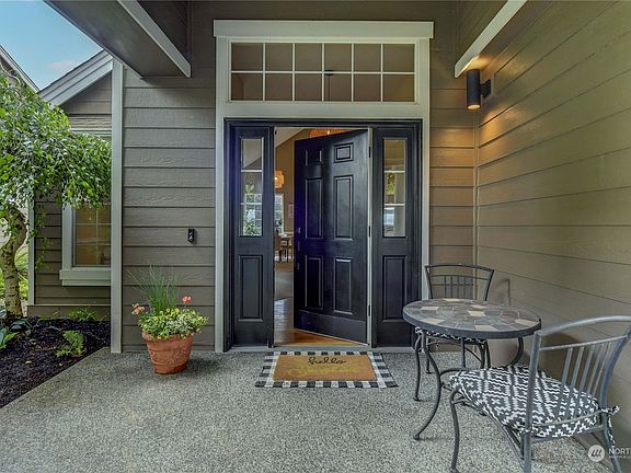 3rd image of 18290 Tahoma Street SE