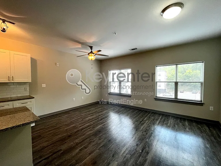 782 Riverfront Pkwy #321 — Photo 8