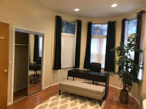 5th image of 23 W 56th St Fl 2