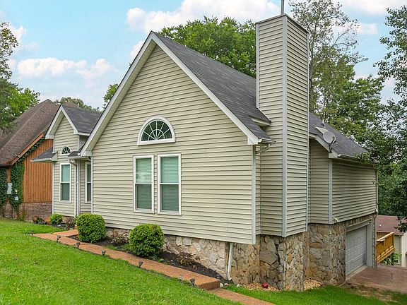 2nd image of 3256 E Lake Dr