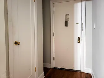 Rented by Hillel Realty Group