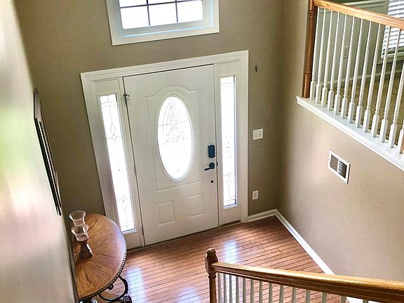 4th image of 104 Candlewood Dr