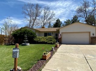 8570 Dover Cir, Arvada, CO 80005