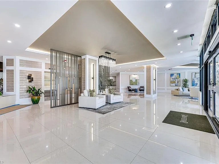 6001 Pelican Bay Blvd #F — Photo 22
