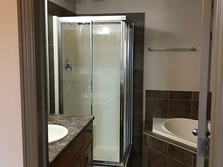 20 Becker Cres — Photo 16