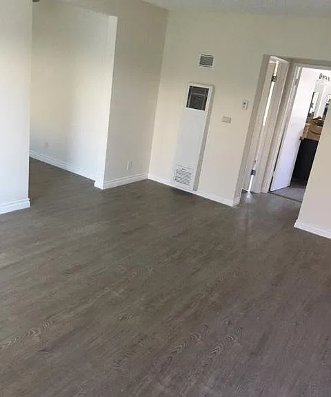 6624 Woodman Ave #2 — Photo 3
