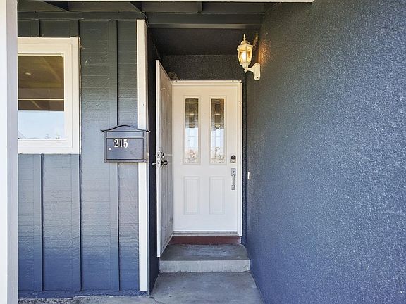 2nd image of 215 Lea Court