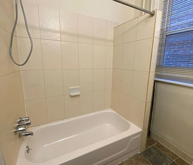 453 S 60th St #2F — Photo 10