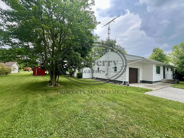 12560 W Hughes St — Photo 2