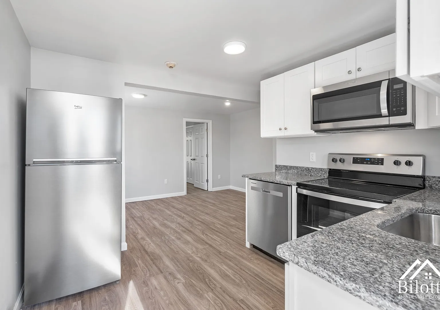 242 Waterman Avenue — Photo 3
